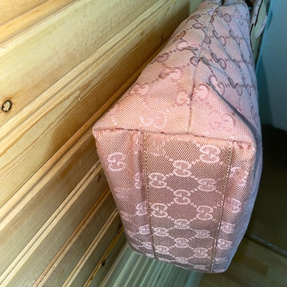 Mini 2000s Gucci Pink Shoulder Bag - Picture 5 of 9